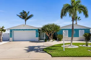7833 1st Ave S, Saint Petersburg, FL 33707 - Photo 1