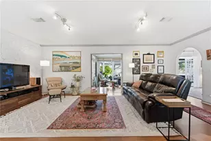 18709 Lake Commiston Dr, Lutz, FL 33549 - Photo 5