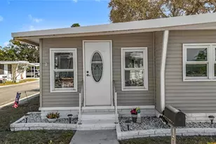 10101 N Lake Dr, Largo, FL 33773 - Photo 7