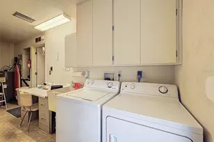 1446 Queen Anne Blvd, Palm Harbor, FL 34684 - Photo 41