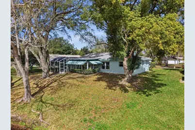 1446 Queen Anne Boulevard, Palm Harbor, FL 34684 - Photo 9
