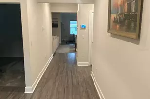 9328 Royal River Cir, Parrish, FL 34219 - Photo 7