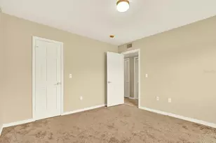 10330 Carrollwood Ln, Tampa, FL 33618 - Photo 27