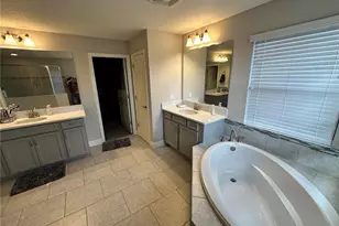 12990 Burns Dr, Odessa, FL 33556 - Photo 23