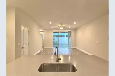 6117 Grand Sonata Avenue, Lutz, FL 33558 - Photo 5