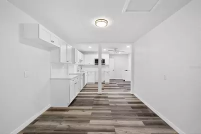 5801 Magnolia Street N, Saint Petersburg, FL 33703 - Photo 17