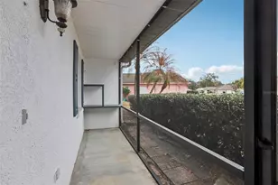 6917 Oak Crest Way, Zephyrhills, FL 33542 - Photo 33