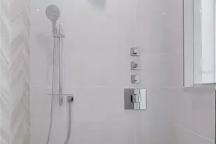 400 Central Ave, Saint Petersburg, FL 33701 - Photo 19