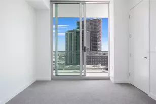 400 Central Ave, Saint Petersburg, FL 33701 - Photo 25