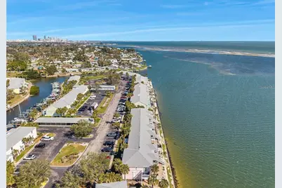 4842 Coquina Key Drive SE #B, Saint Petersburg, FL 33705 - Photo 49