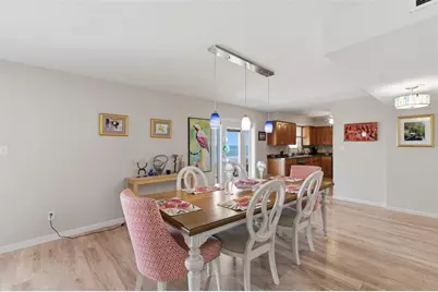 4842 Coquina Key Drive SE #B, Saint Petersburg, FL 33705 - Photo 5