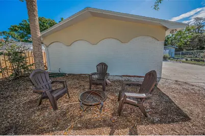 2053 Jefferson Avenue, Dunedin, FL 34698 - Photo 3