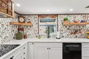 6811 Alta Vista St, Port Richey, FL 34668 - Photo 17