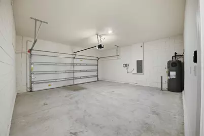 37411 Roanoke River Way, Zephyrhills, FL 33540 - Photo 39