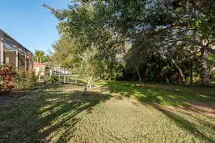 771 Weathersfield Dr, Dunedin, FL 34698 - Photo 43