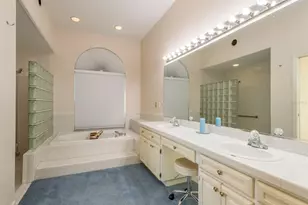 771 Weathersfield Dr, Dunedin, FL 34698 - Photo 19