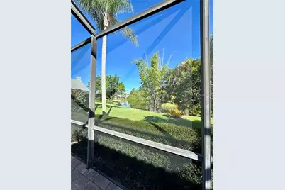 8133 Misty Oaks Boulevard, Sarasota, FL 34243 - Photo 23