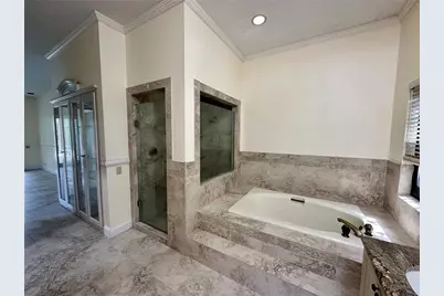 8133 Misty Oaks Boulevard, Sarasota, FL 34243 - Photo 13