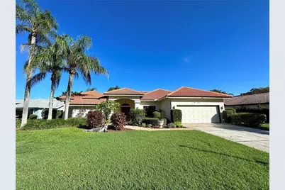 8133 Misty Oaks Boulevard, Sarasota, FL 34243 - Photo 1