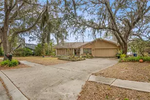 3204 Autumn Dr, Palm Harbor, FL 34683 - Photo 3