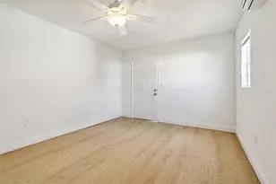 7910 W Powhatan Ave, Tampa, FL 33615 - Photo 67