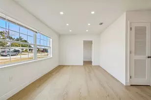 7910 W Powhatan Ave, Tampa, FL 33615 - Photo 19