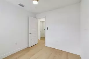 7910 W Powhatan Ave, Tampa, FL 33615 - Photo 27