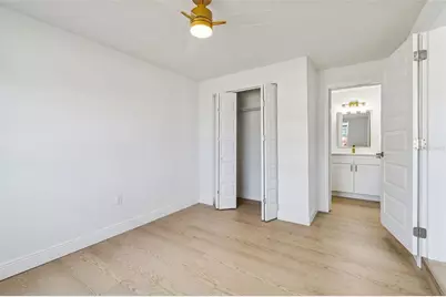 7910 W Powhatan Avenue, Tampa, FL 33615 - Photo 43