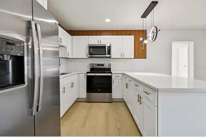7910 W Powhatan Avenue, Tampa, FL 33615 - Photo 23