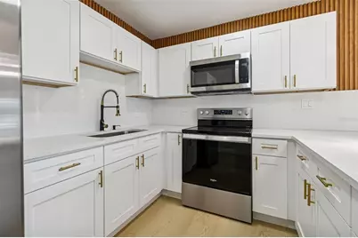 7910 W Powhatan Avenue, Tampa, FL 33615 - Photo 21