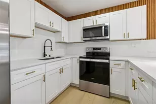 7910 W Powhatan Ave, Tampa, FL 33615 - Photo 21