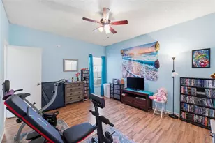 12245 Armenia Gables Cir, Tampa, FL 33612 - Photo 21