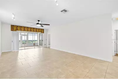 10422 Mulligan Court, Tampa, FL 33647 - Photo 9