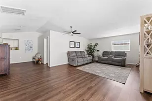 1824 59th Way N, Saint Petersburg, FL 33710 - Photo 21