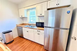 1140 83rd Ave N, Saint Petersburg, FL 33702 - Photo 9