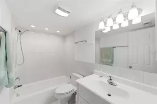 11485 Oakhurst Rd, Largo, FL 33774 - Photo 19