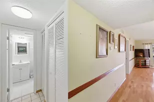 11485 Oakhurst Rd, Largo, FL 33774 - Photo 15