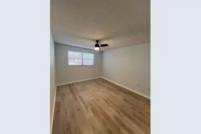 5750 80th Street N #B203, Saint Petersburg, FL 33709 - Photo 21