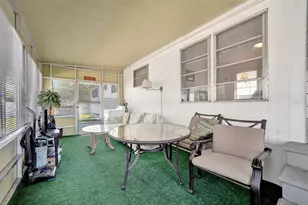 264 S Port Royal Ln, Apollo Beach, FL 33572 - Photo 17