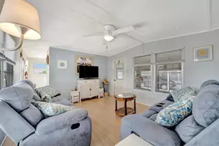 264 S Port Royal Ln, Apollo Beach, FL 33572 - Photo 15