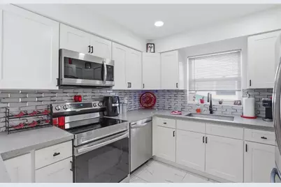 5718 18th Avenue N, Saint Petersburg, FL 33710 - Photo 15