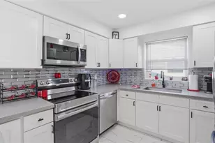 5718 18th Ave N, Saint Petersburg, FL 33710 - Photo 15