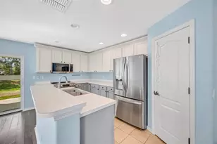 3152 Royal Tuscan Ln, Valrico, FL 33594 - Photo 7