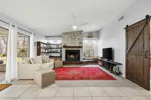 2715 Berryknoll Pl, Valrico, FL 33596 - Photo 3