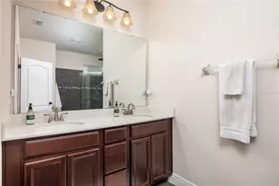 11530 Lake Lucaya Dr, Riverview, FL 33579 - Photo 13