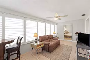 4561 Great Lakes Dr S, Clearwater, FL 33762 - Photo 9