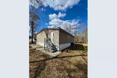 6240 Woodsman Drive, Zephyrhills, FL 33544 - Photo 5