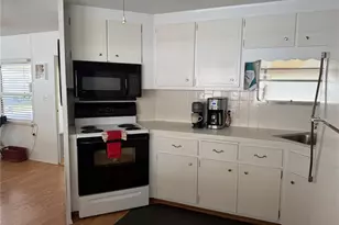 1040 Main St, Dunedin, FL 34698 - Photo 17