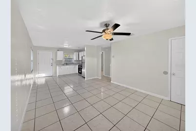 2612 W Arch Street #A, Tampa, FL 33607 - Photo 5