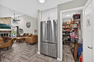 2735 Quiet Hollow Ct, New Port Richey, FL 34655 - Photo 9